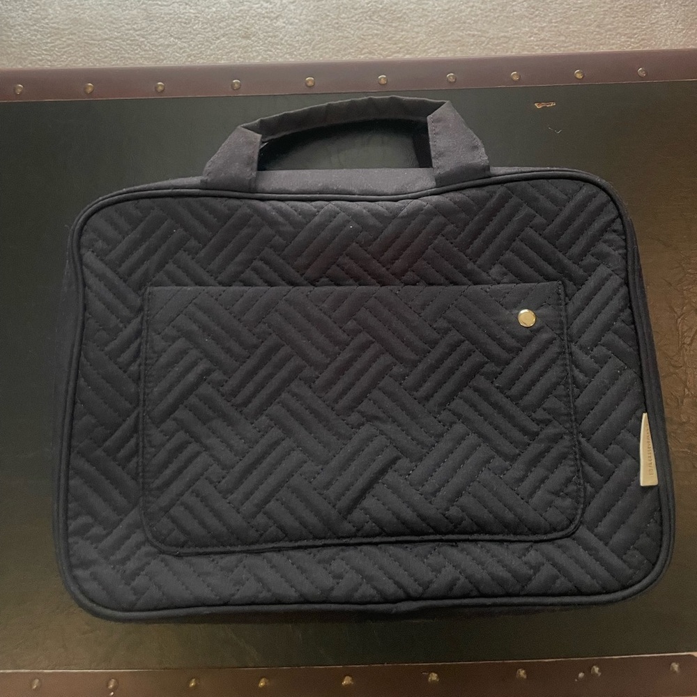 Amazon travel toiletries organizer